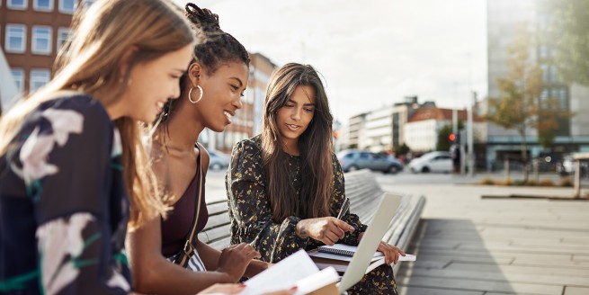 How to Create College Essays that Shine image
